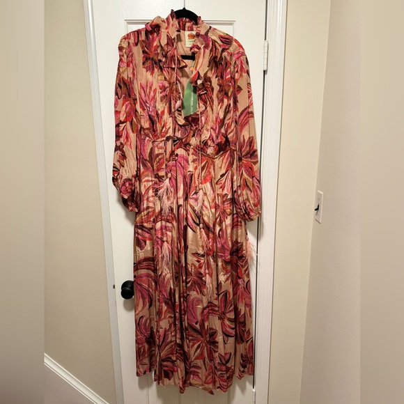FARM Rio NWT Size M Floral Tapestry Maxi Dress - Picture 6 of 8